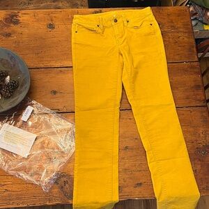 Ann Taylor Loft Pants Womens Size 26/2 Yellow Corduroy Modern Straight Low Rise